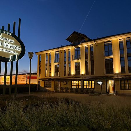Albergo Ristorante San Marco Карманьола Экстерьер фото