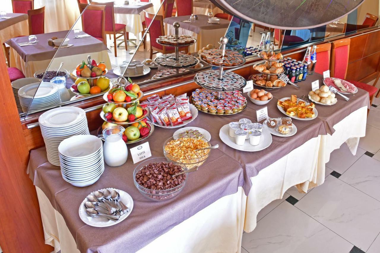 Albergo Ristorante San Marco Карманьола Экстерьер фото